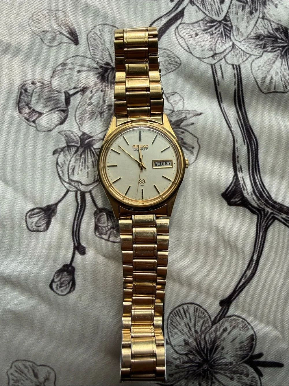 Vintage 1984 Seiko SQ Daydate Presidential 6923 34mm Quartz Watch